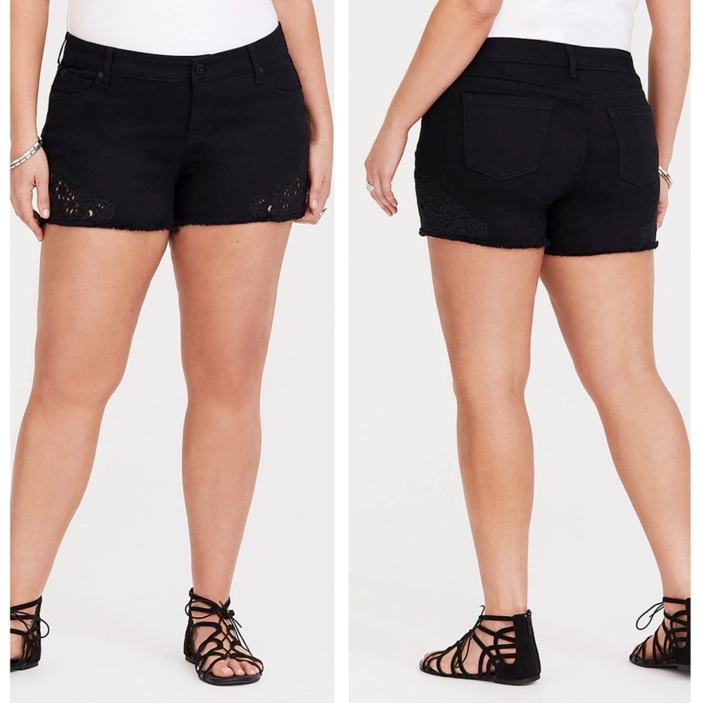 Torrid black embroidered denim short shorts plus size 20